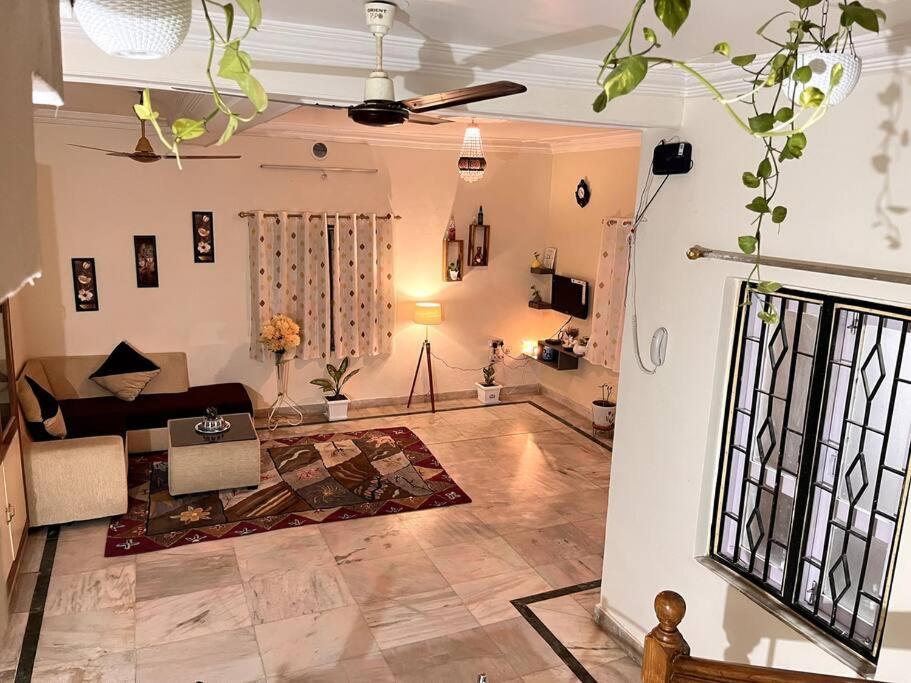 Gauranga Kutir-A Spiritual Villa Retreat 布巴内什瓦尔 外观 照片