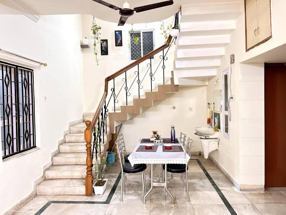 Gauranga Kutir-A Spiritual Villa Retreat 布巴内什瓦尔 外观 照片