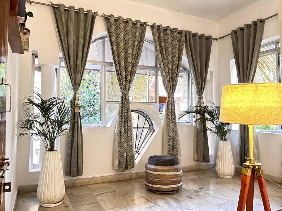 Gauranga Kutir-A Spiritual Villa Retreat 布巴内什瓦尔 外观 照片