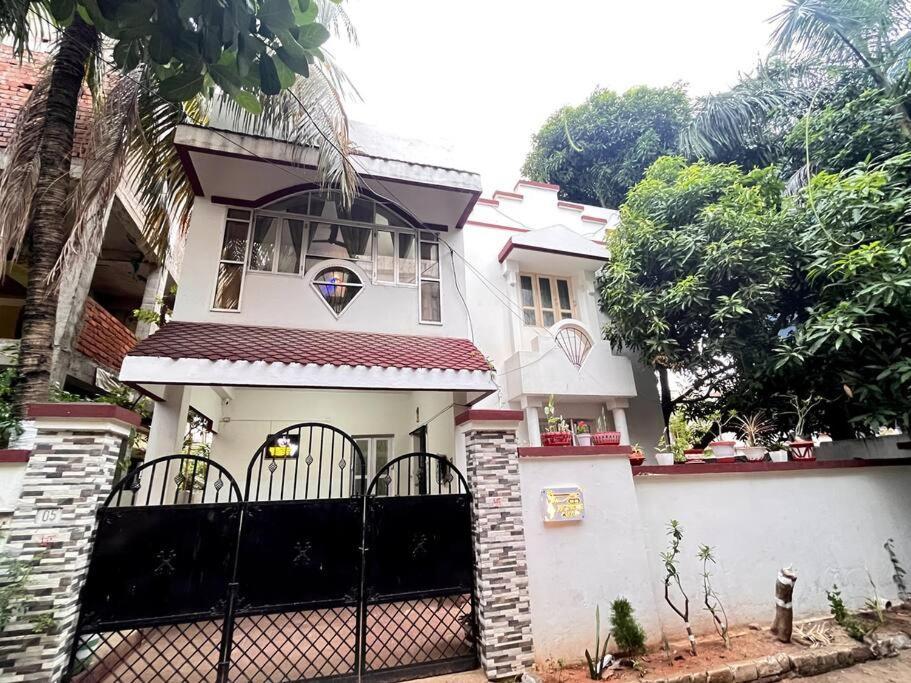 Gauranga Kutir-A Spiritual Villa Retreat 布巴内什瓦尔 外观 照片